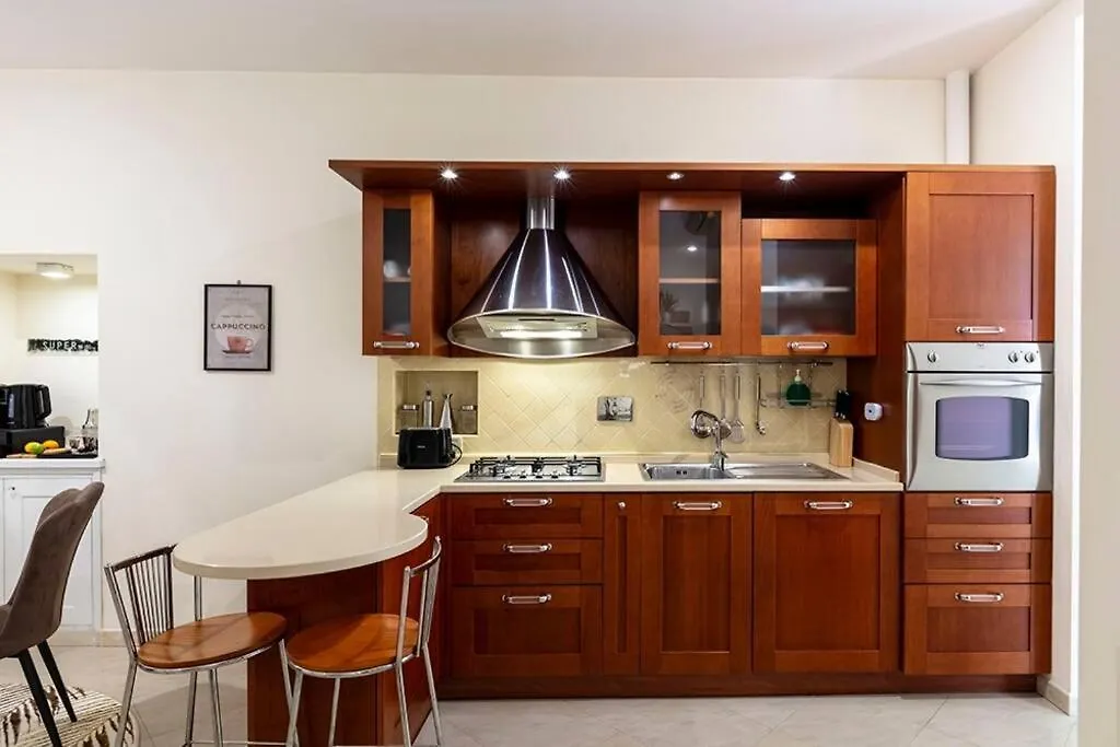Life Is Roma Colosseo Apartment Rome