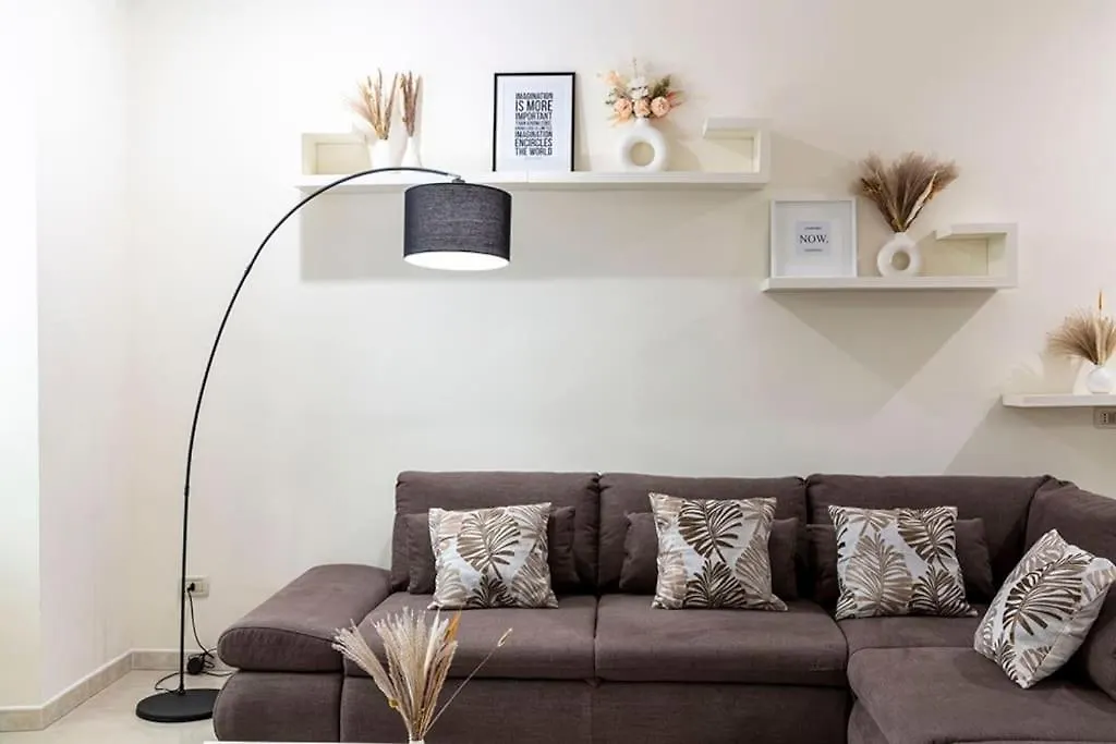 Apartment Life Is Roma Colosseo Italy