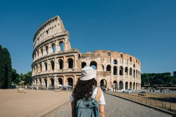Life Is Roma Colosseo Italy